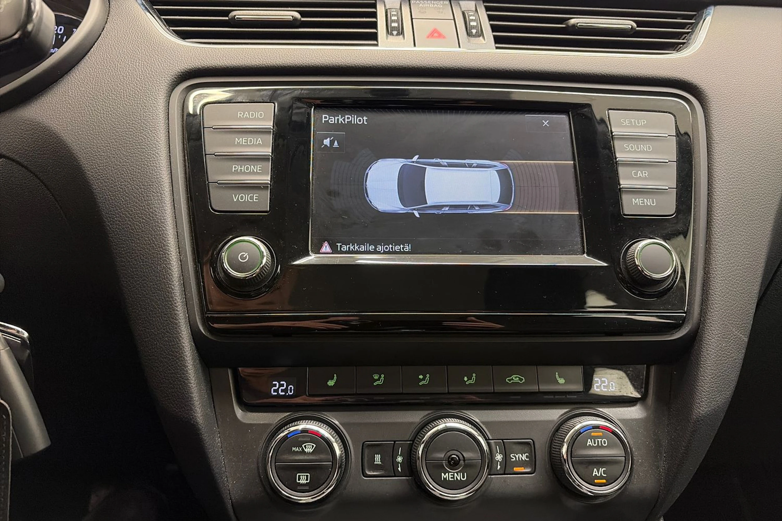 ruskea (beige) Skoda Octavia 2017 kuva 18.