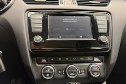 ruskea (beige) Skoda Octavia 2017 kuva 19.