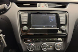 ruskea (beige) Skoda Octavia 2017 kuva 20.