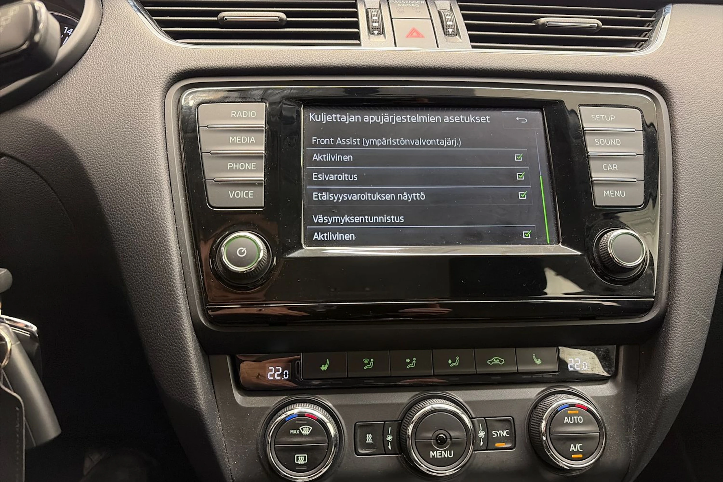 ruskea (beige) Skoda Octavia 2017 kuva 23.