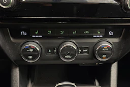 ruskea (beige) Skoda Octavia 2017 kuva 24.