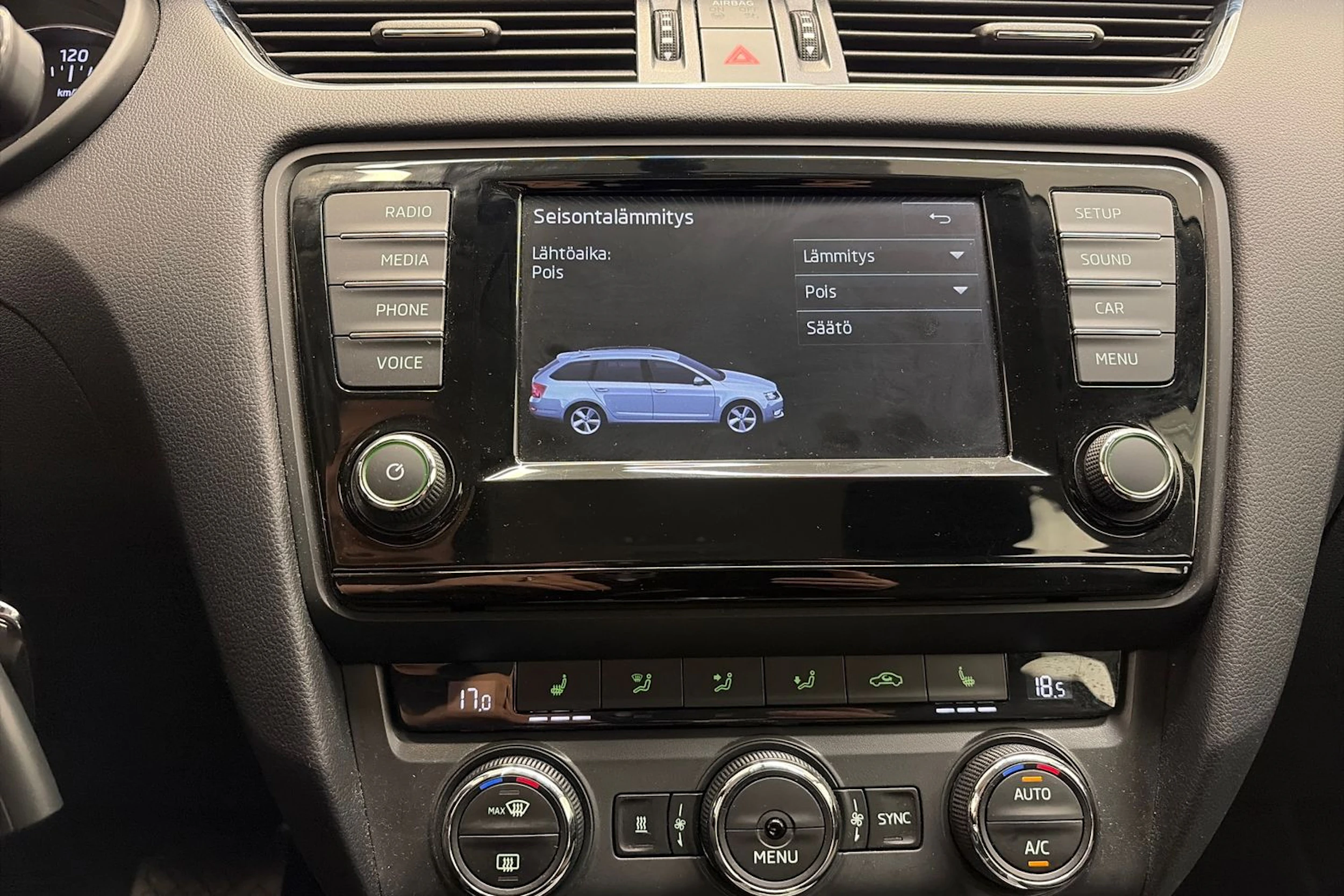 ruskea (beige) Skoda Octavia 2017 kuva 25.