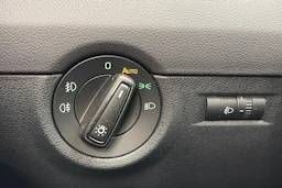 ruskea (beige) Skoda Octavia 2017 kuva 26.