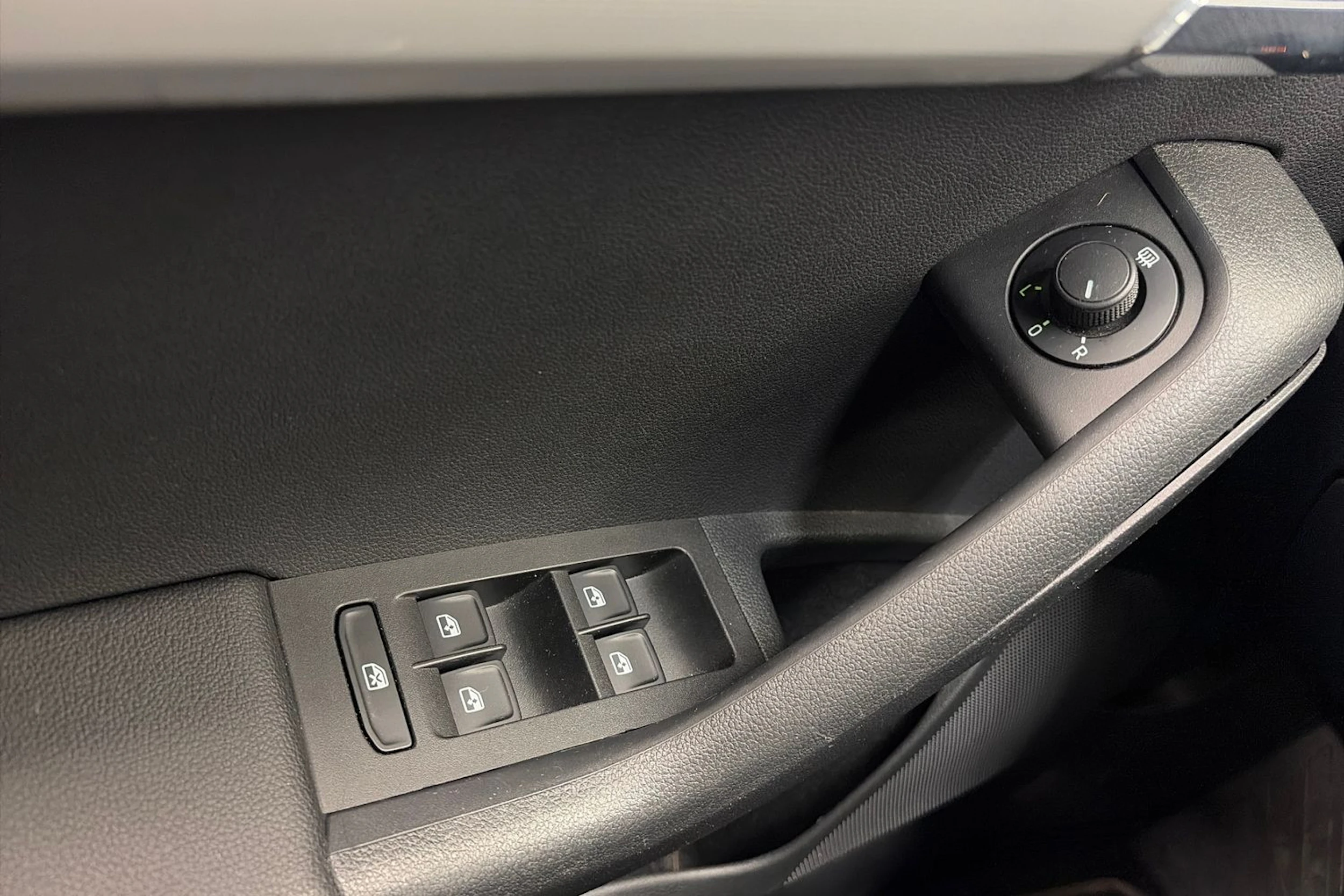 ruskea (beige) Skoda Octavia 2017 kuva 27.