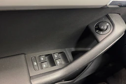 ruskea (beige) Skoda Octavia 2017 kuva 27.