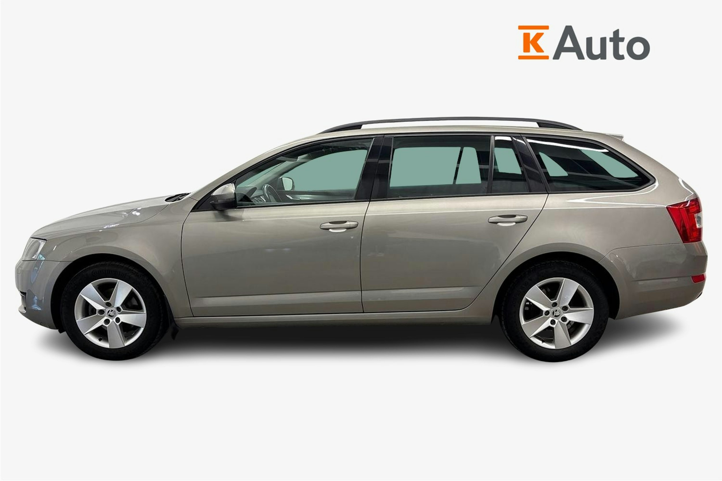 ruskea (beige) Skoda Octavia 2017 kuva 6.