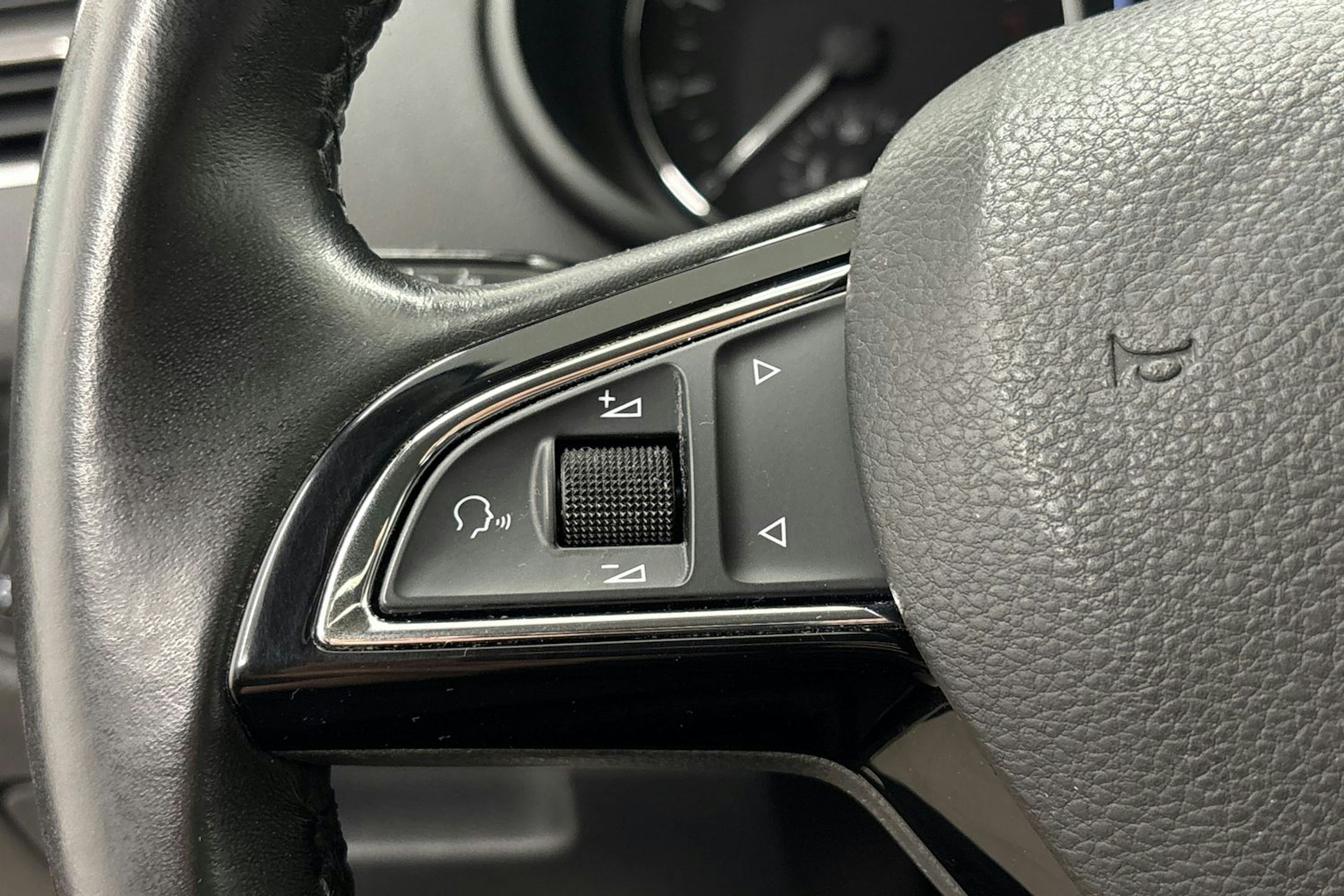 ruskea (beige) Skoda Octavia 2017 kuva 15.