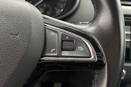 ruskea (beige) Skoda Octavia 2017 kuva 16.
