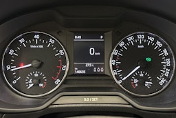 ruskea (beige) Skoda Octavia 2017 kuva 18.