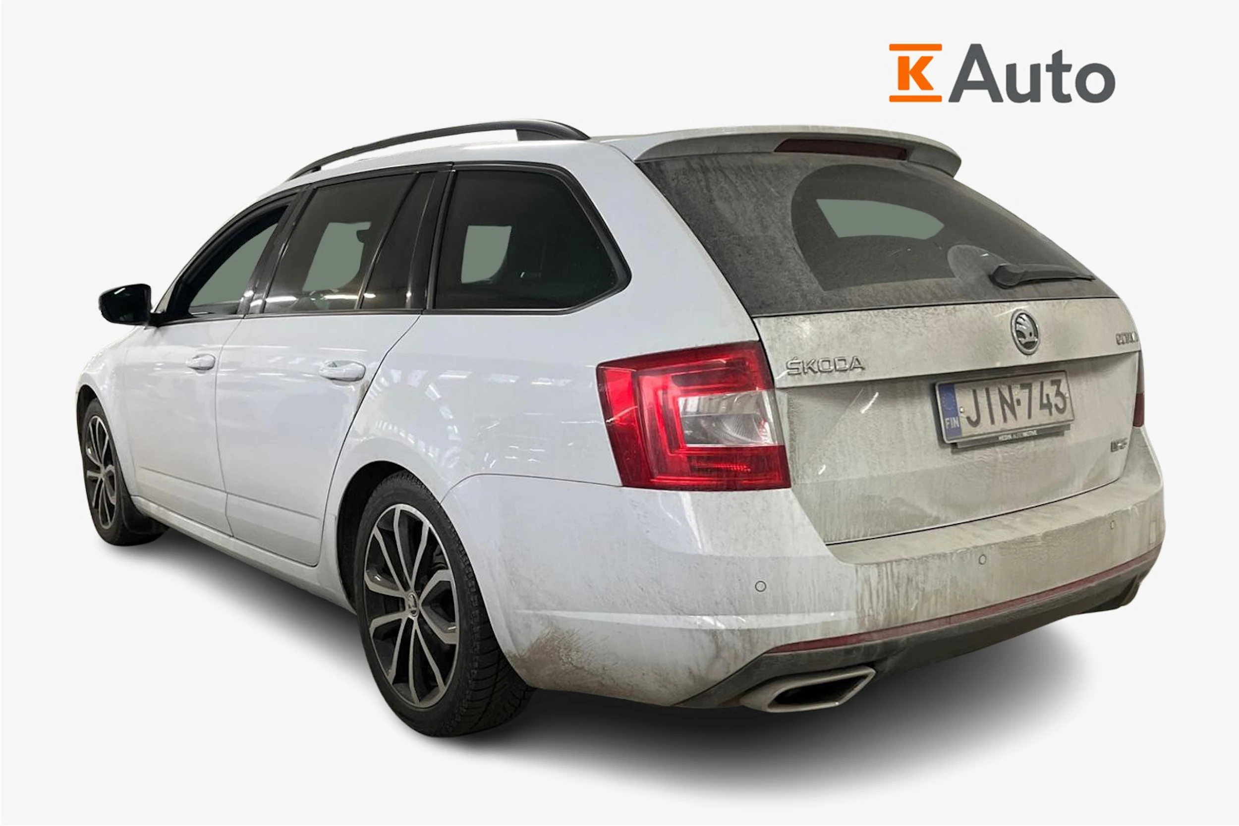 valkoinen Skoda Octavia 2017 kuva 2.