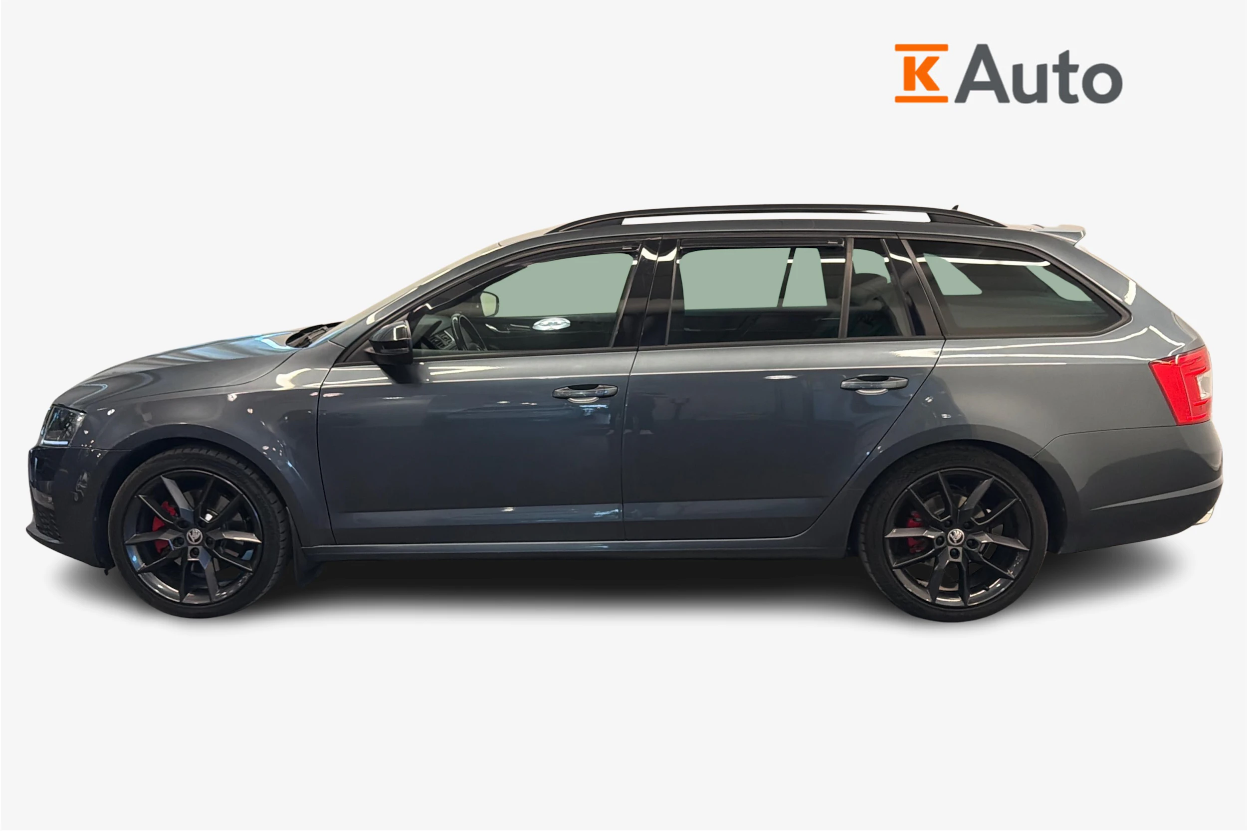 harmaa Skoda Octavia 2017 kuva 7.