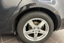 Musta Skoda OCTAVIA 2017 kuva 20.