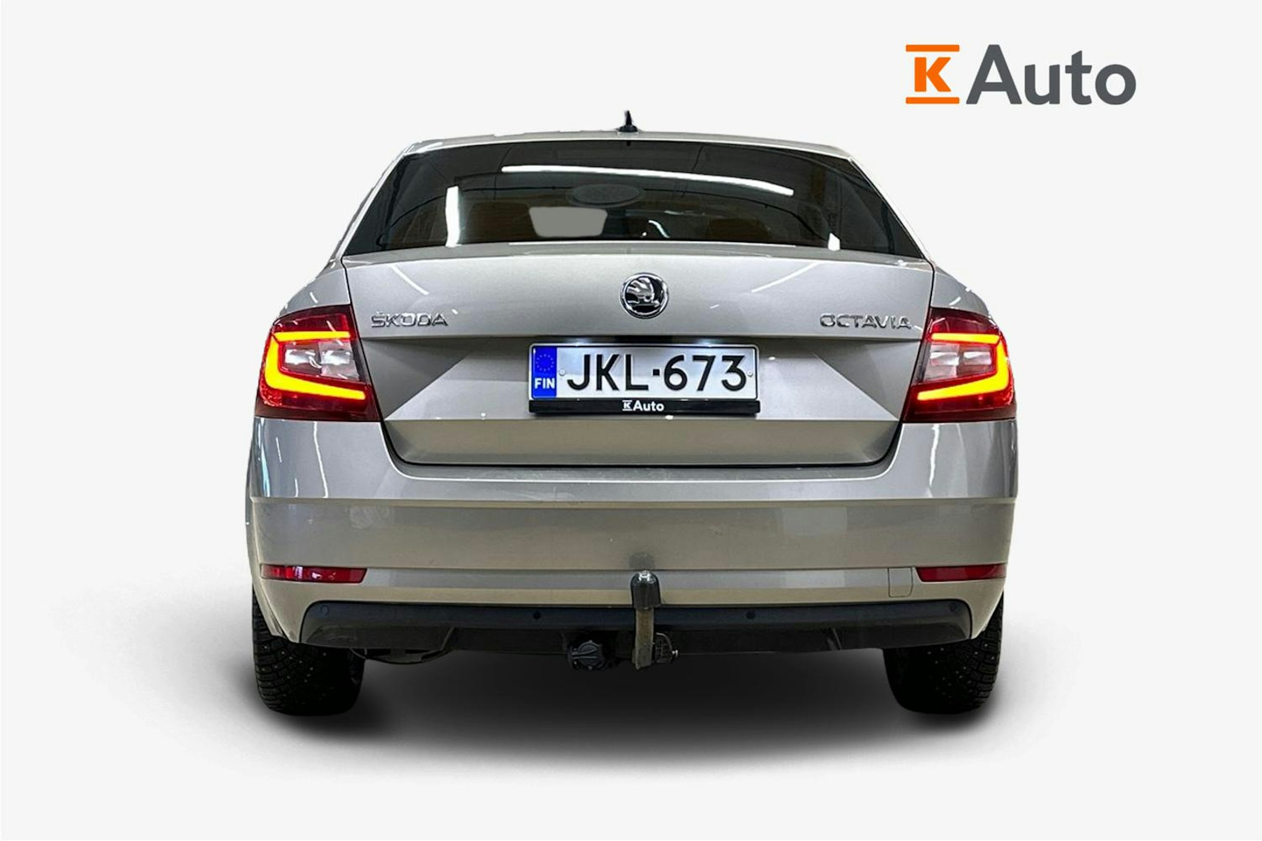 ruskea (beige) Skoda Octavia 2018 kuva 3.