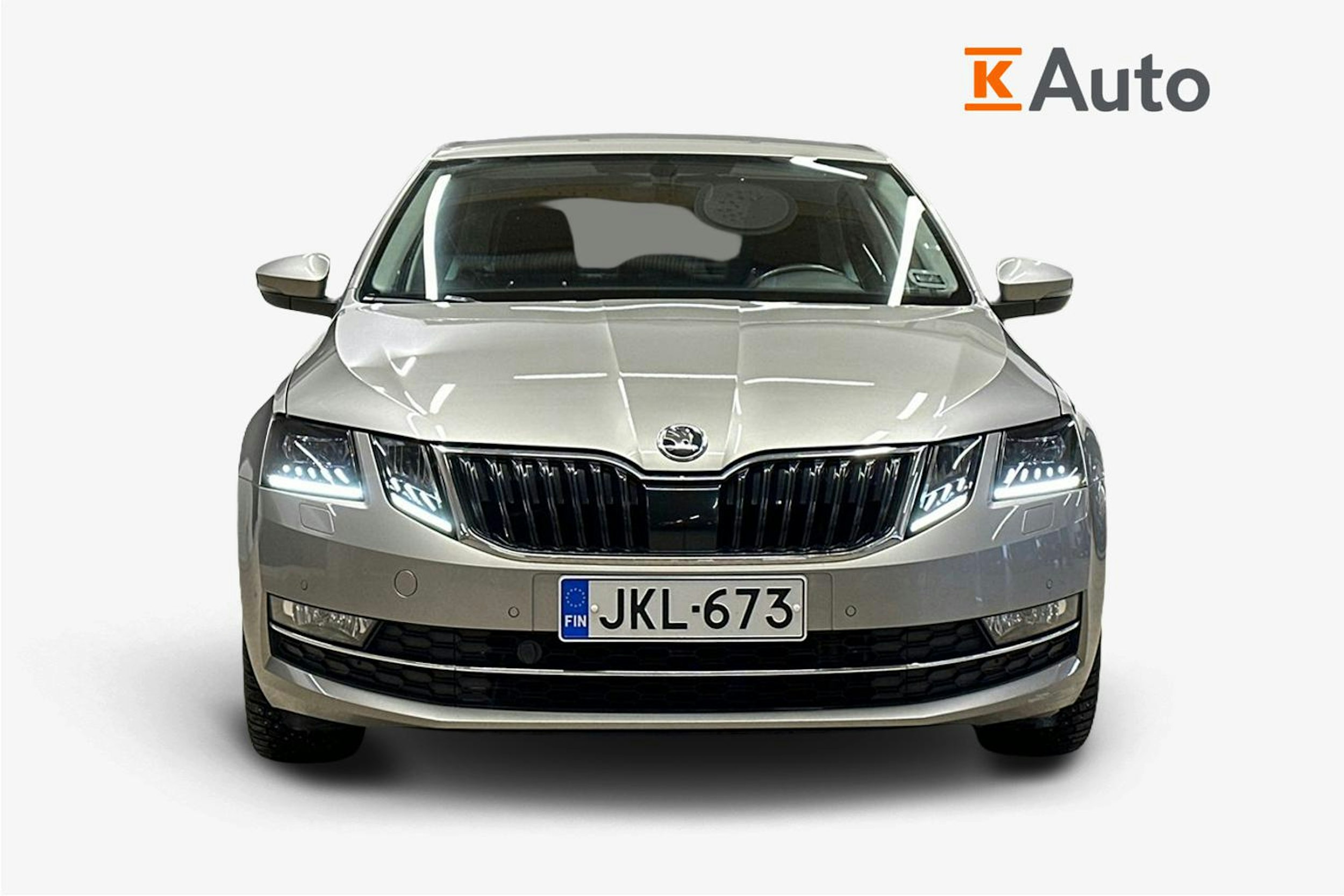ruskea (beige) Skoda Octavia 2018 kuva 5.