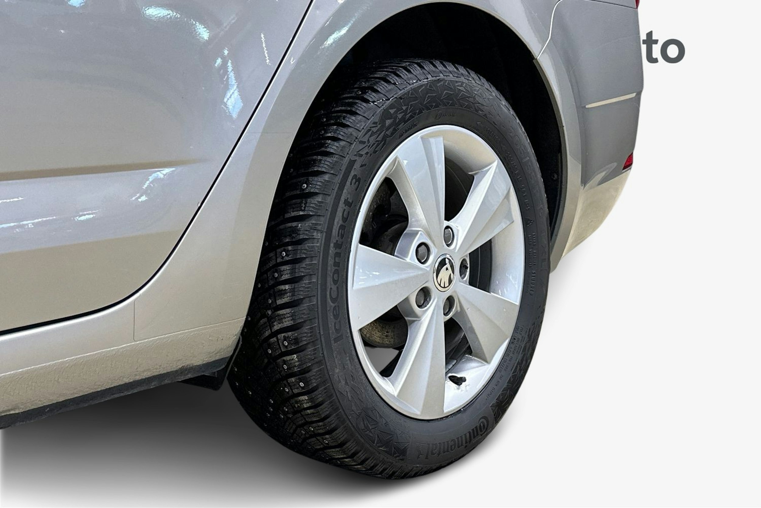 ruskea (beige) Skoda Octavia 2018 kuva 11.