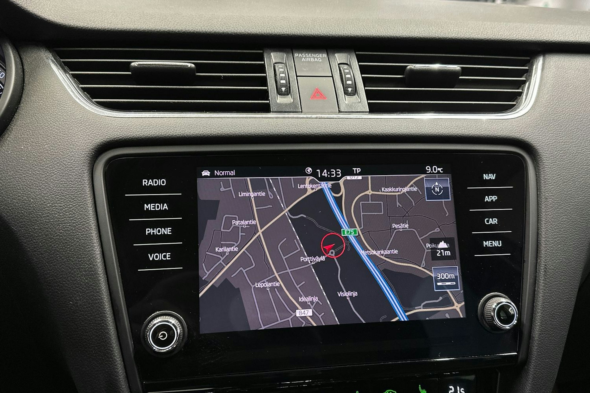 ruskea (beige) Skoda Octavia 2018 kuva 15.