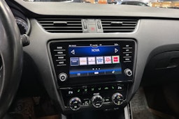 ruskea (beige) Skoda Octavia 2018 kuva 20.