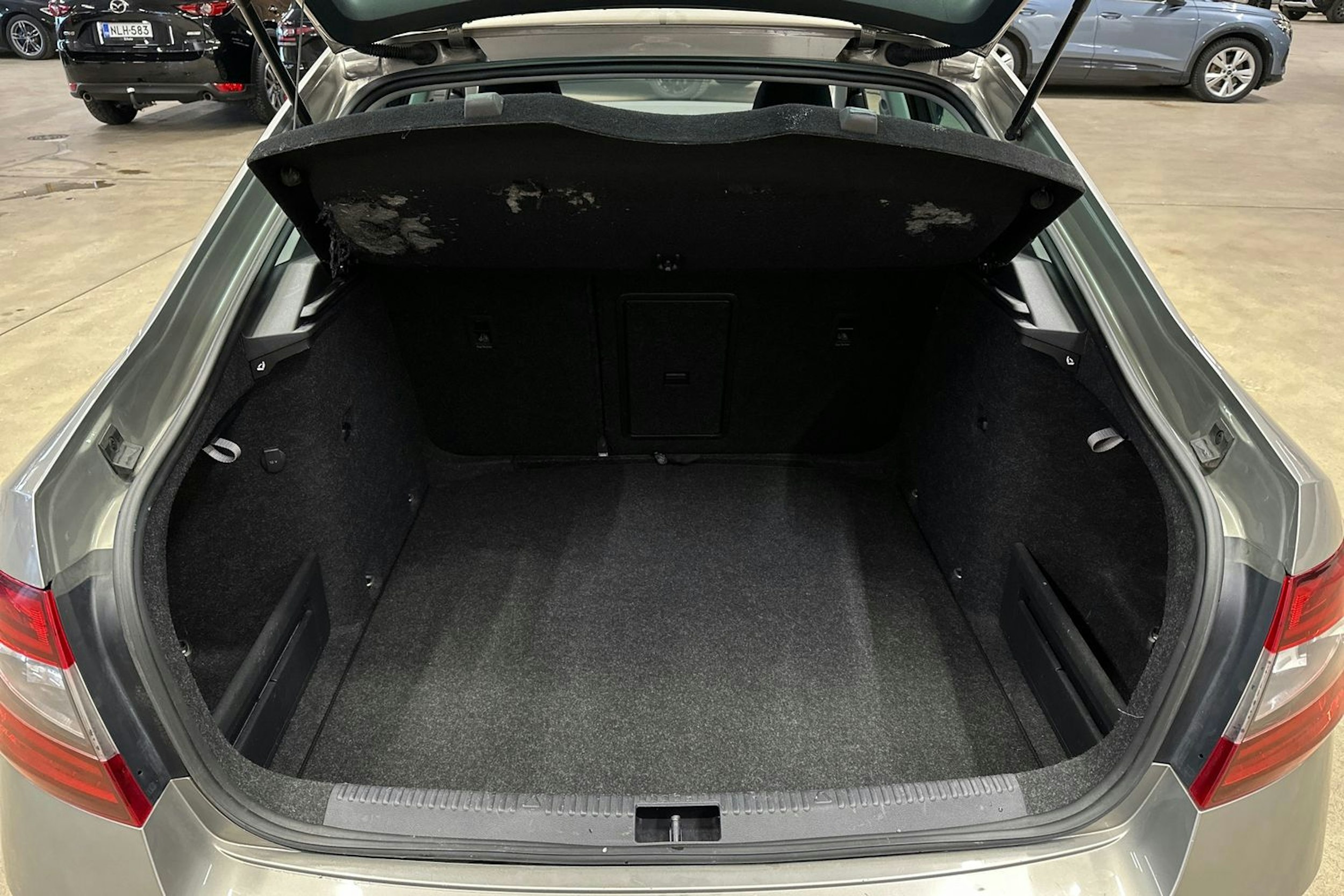 ruskea (beige) Skoda Octavia 2018 kuva 31.