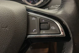 harmaa Skoda Octavia 2018 kuva 15.