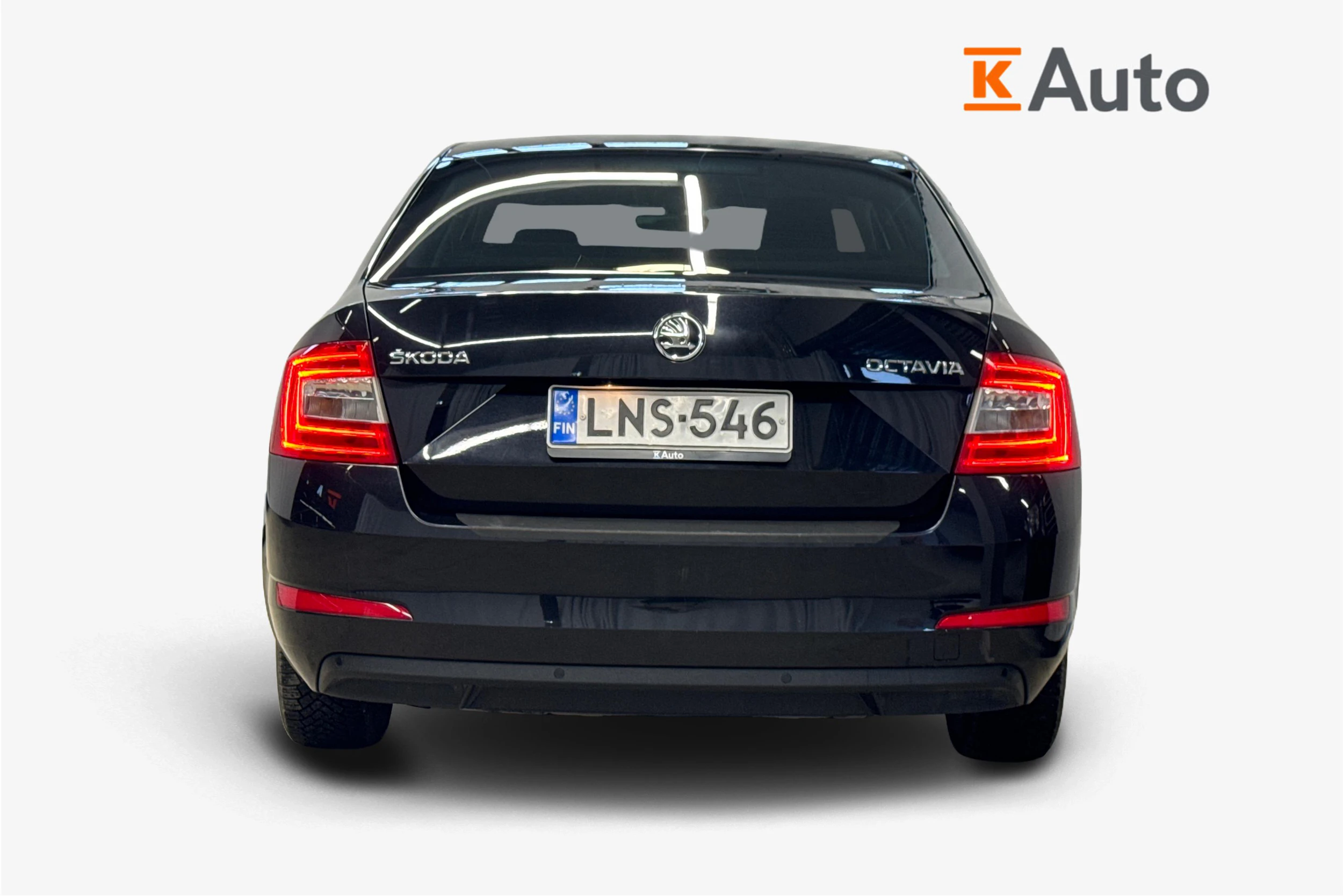 musta Skoda Octavia 2017 kuva 3.