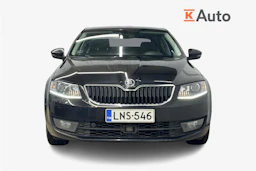 musta Skoda Octavia 2017 kuva 4.