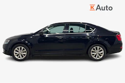 musta Skoda Octavia 2017 kuva 5.