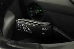 musta Skoda Octavia 2017 kuva 14.