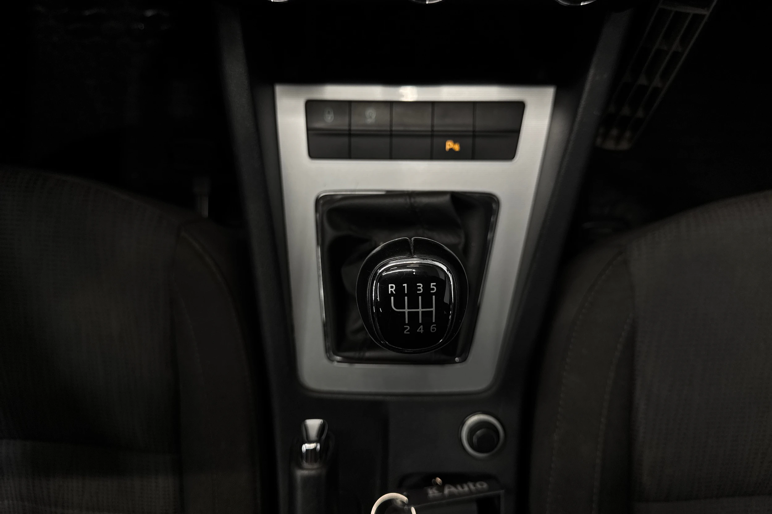 musta Skoda Octavia 2017 kuva 19.