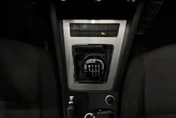 musta Skoda Octavia 2017 kuva 19.