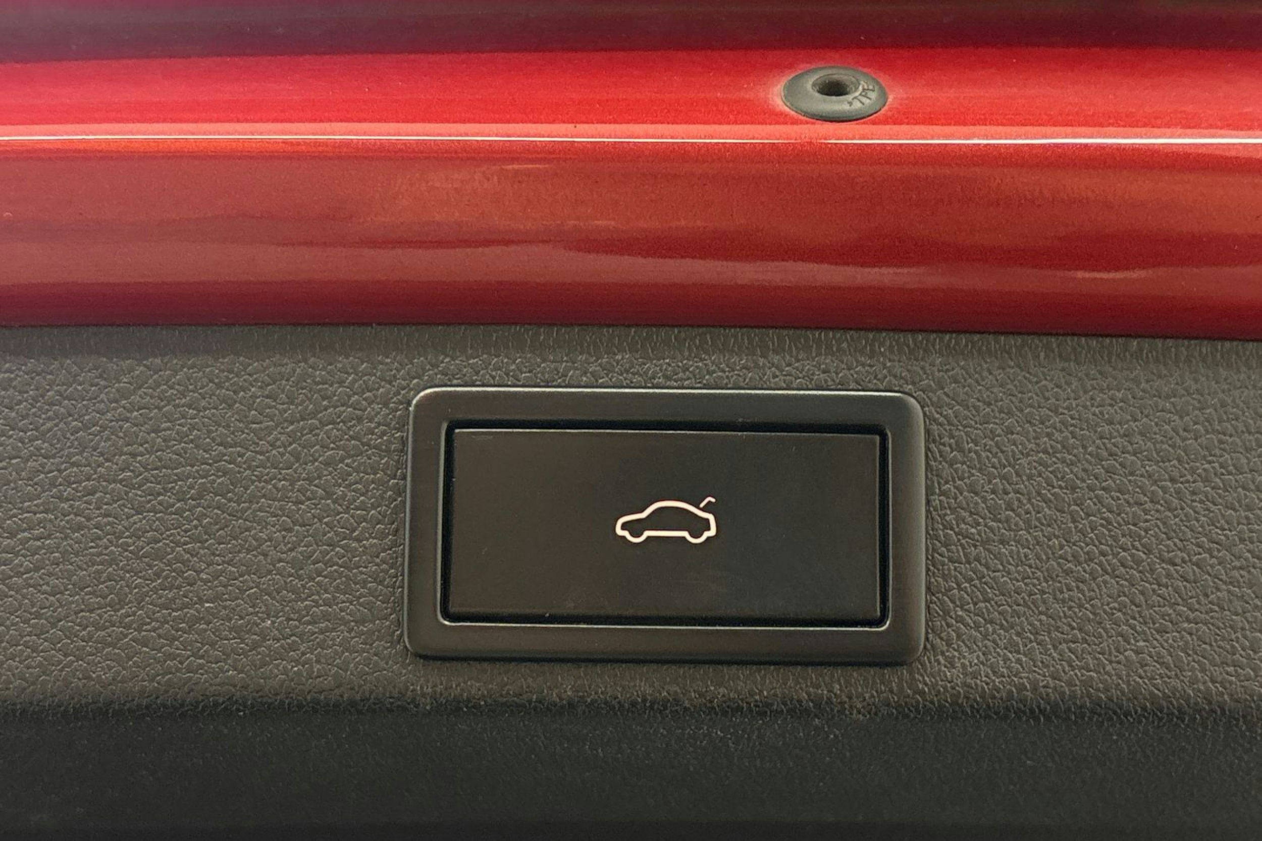 Punainen Skoda Octavia 2017 kuva 27.