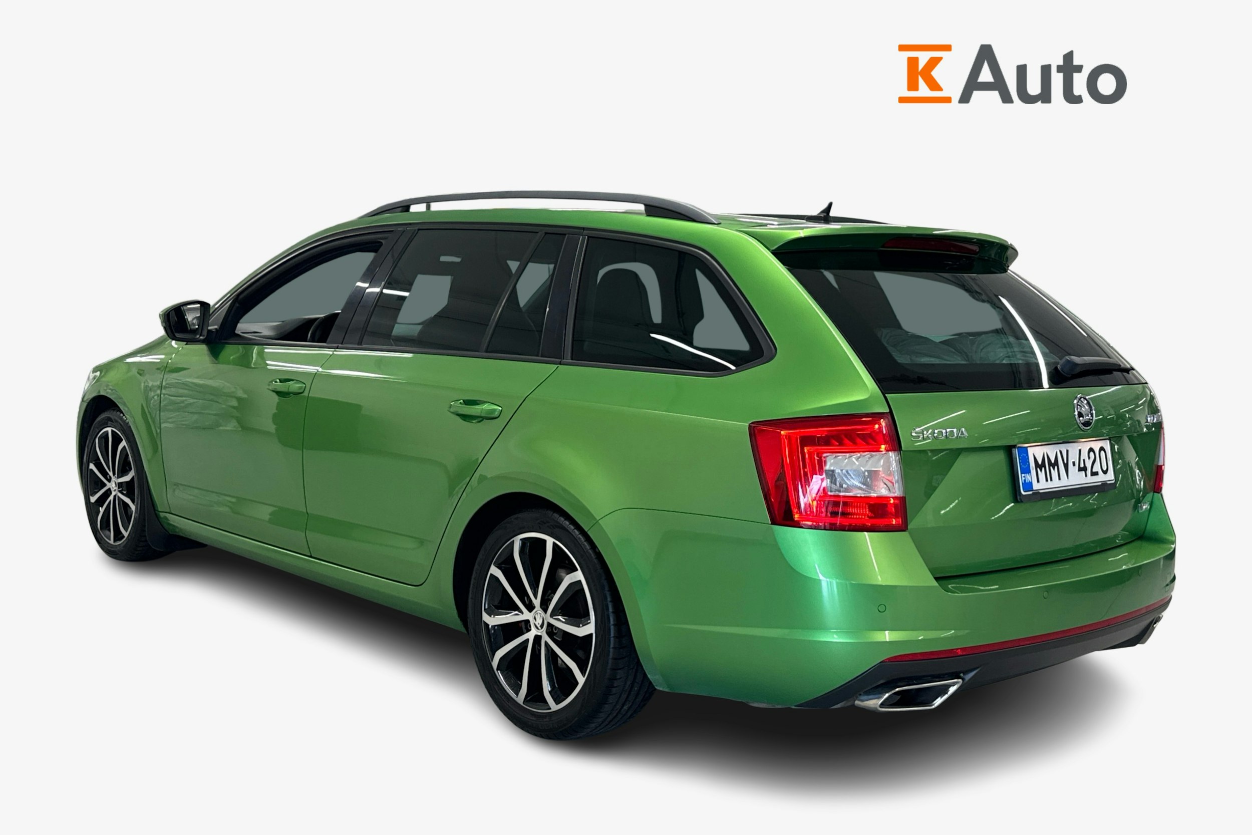 vihreä Skoda Octavia 2017 kuva 2.