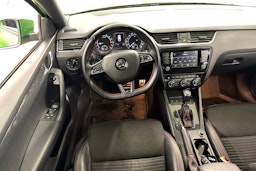 vihreä Skoda Octavia 2017 kuva 7.