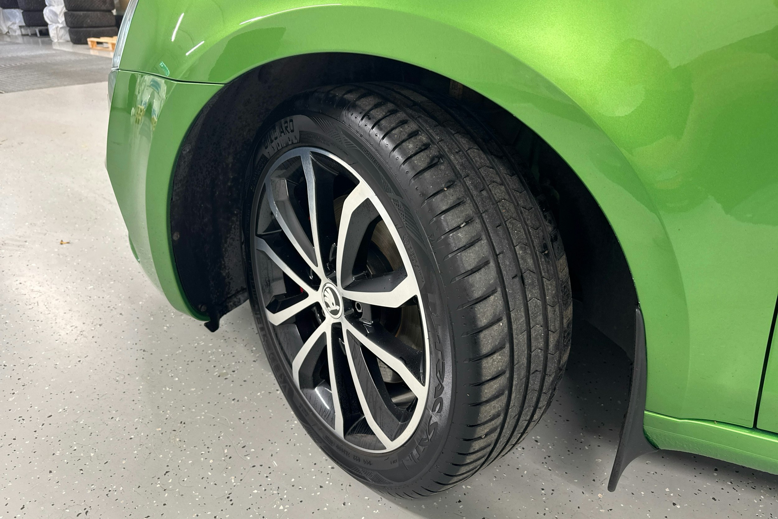 vihreä Skoda Octavia 2017 kuva 10.