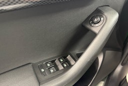 vihreä Skoda Octavia 2017 kuva 23.