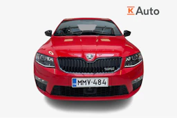 punainen Skoda Octavia 2017 kuva 4.