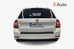 valkoinen Skoda Octavia 2018 kuva 3.