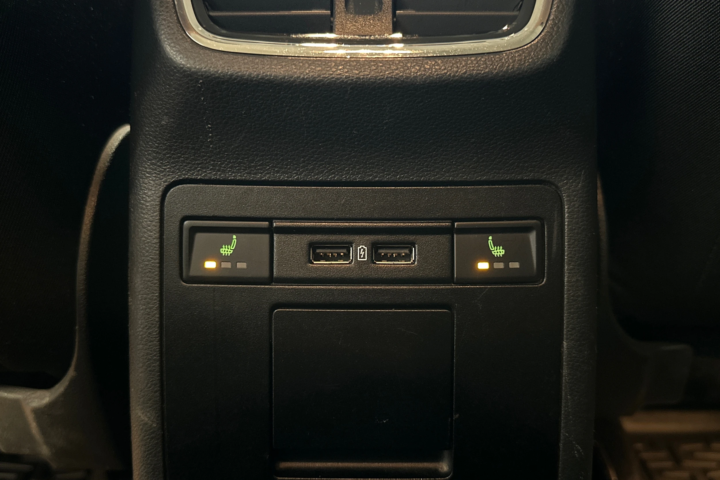 valkoinen Skoda Octavia 2018 kuva 26.