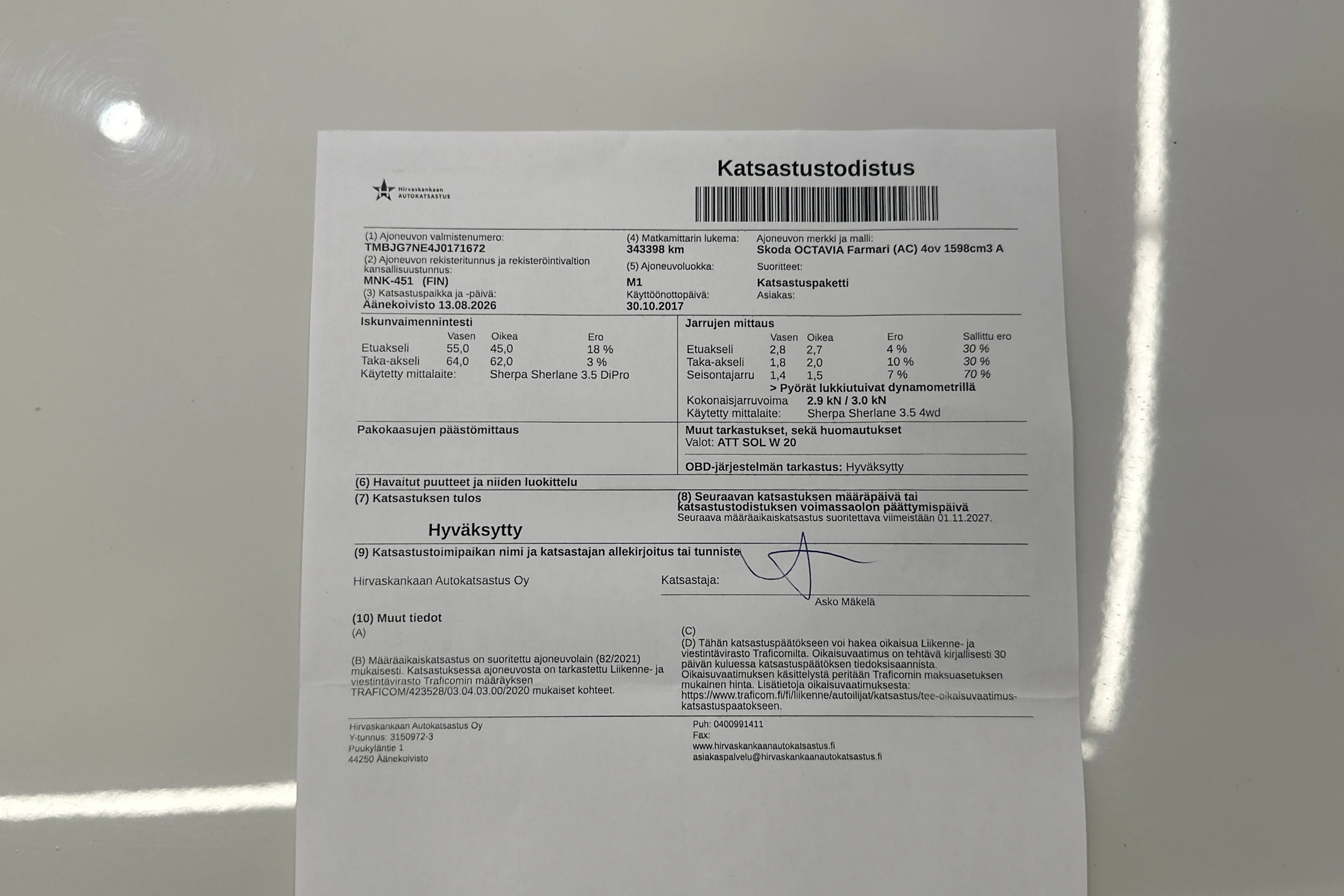 valkoinen Skoda Octavia 2018 kuva 33.