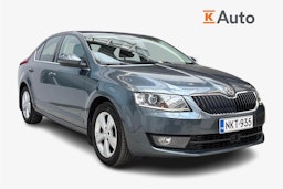 harmaa Skoda Octavia 2017 kuva 1.