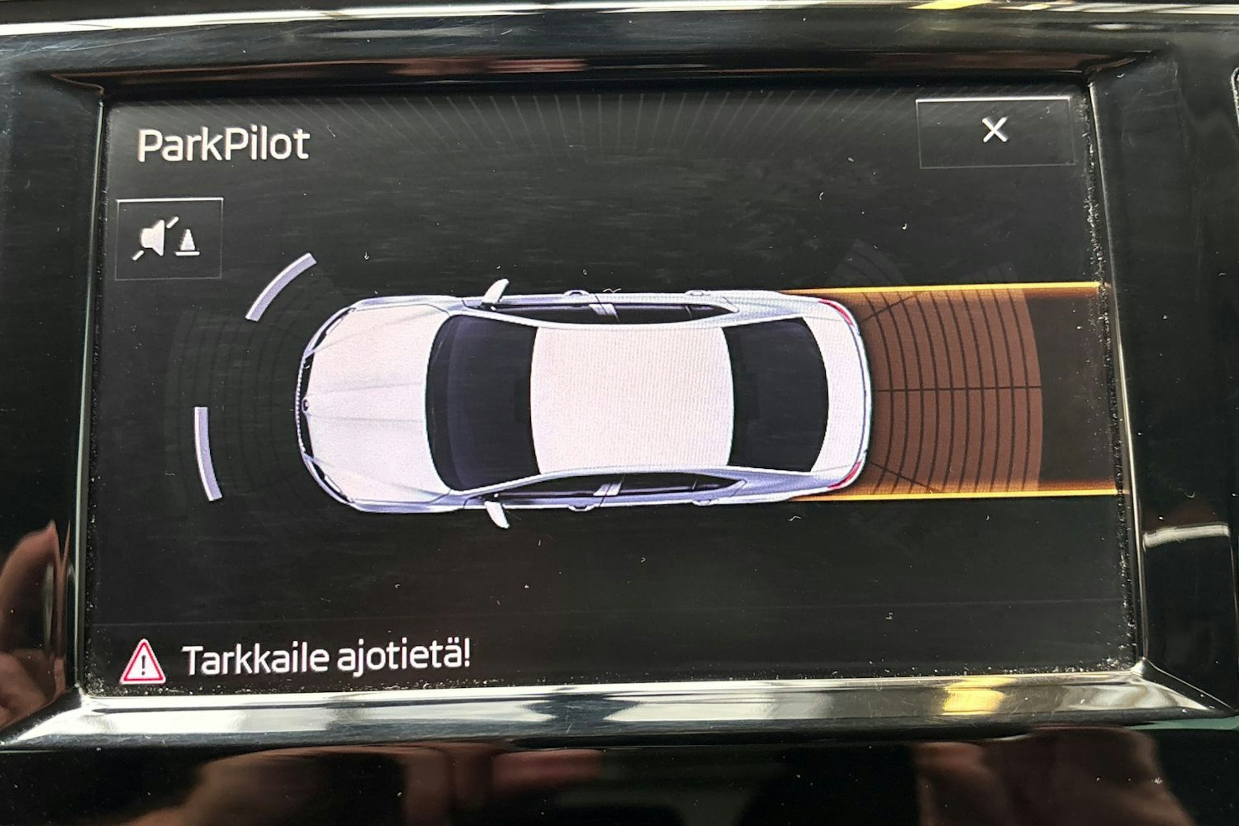harmaa Skoda Octavia 2017 kuva 22.