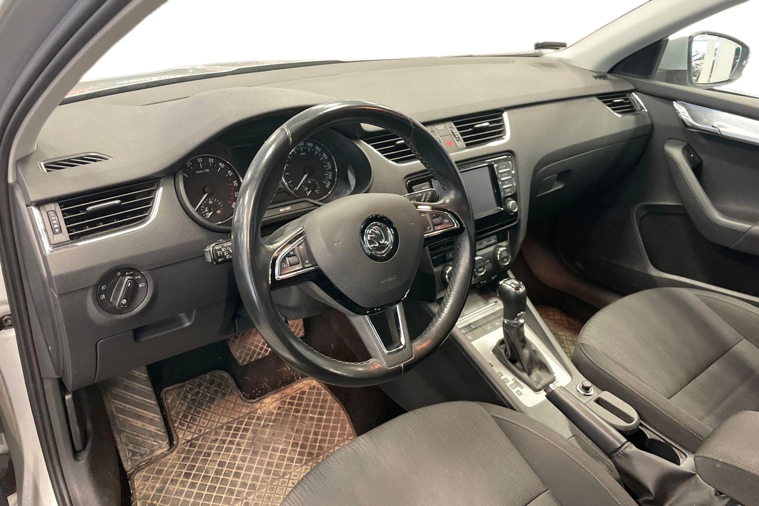 hopea Skoda Octavia 2017 kuva 3.