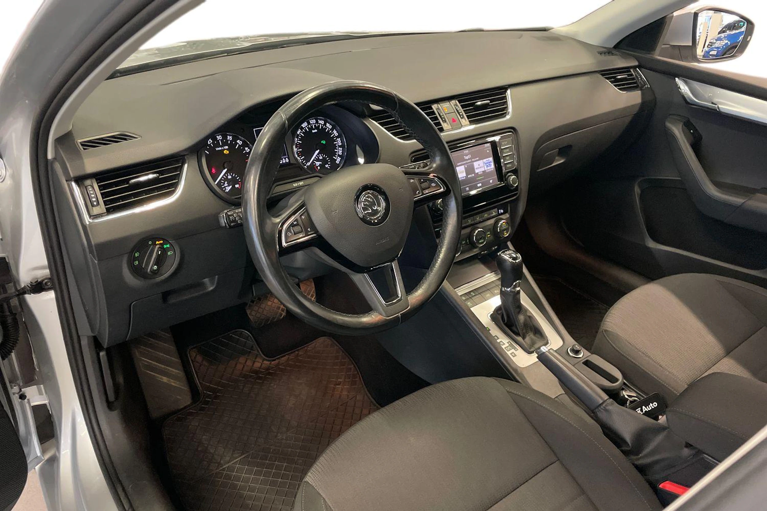 hopea Skoda Octavia 2017 kuva 6.