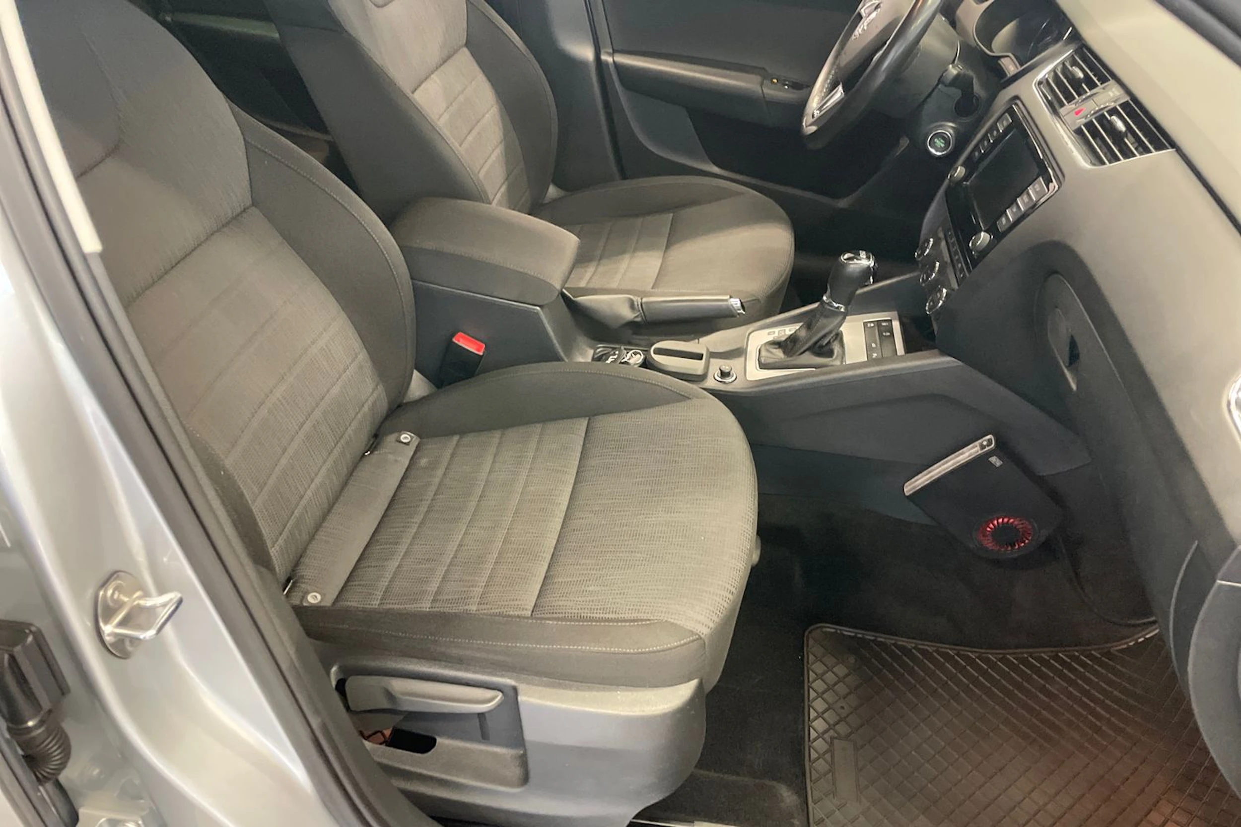 hopea Skoda Octavia 2017 kuva 12.