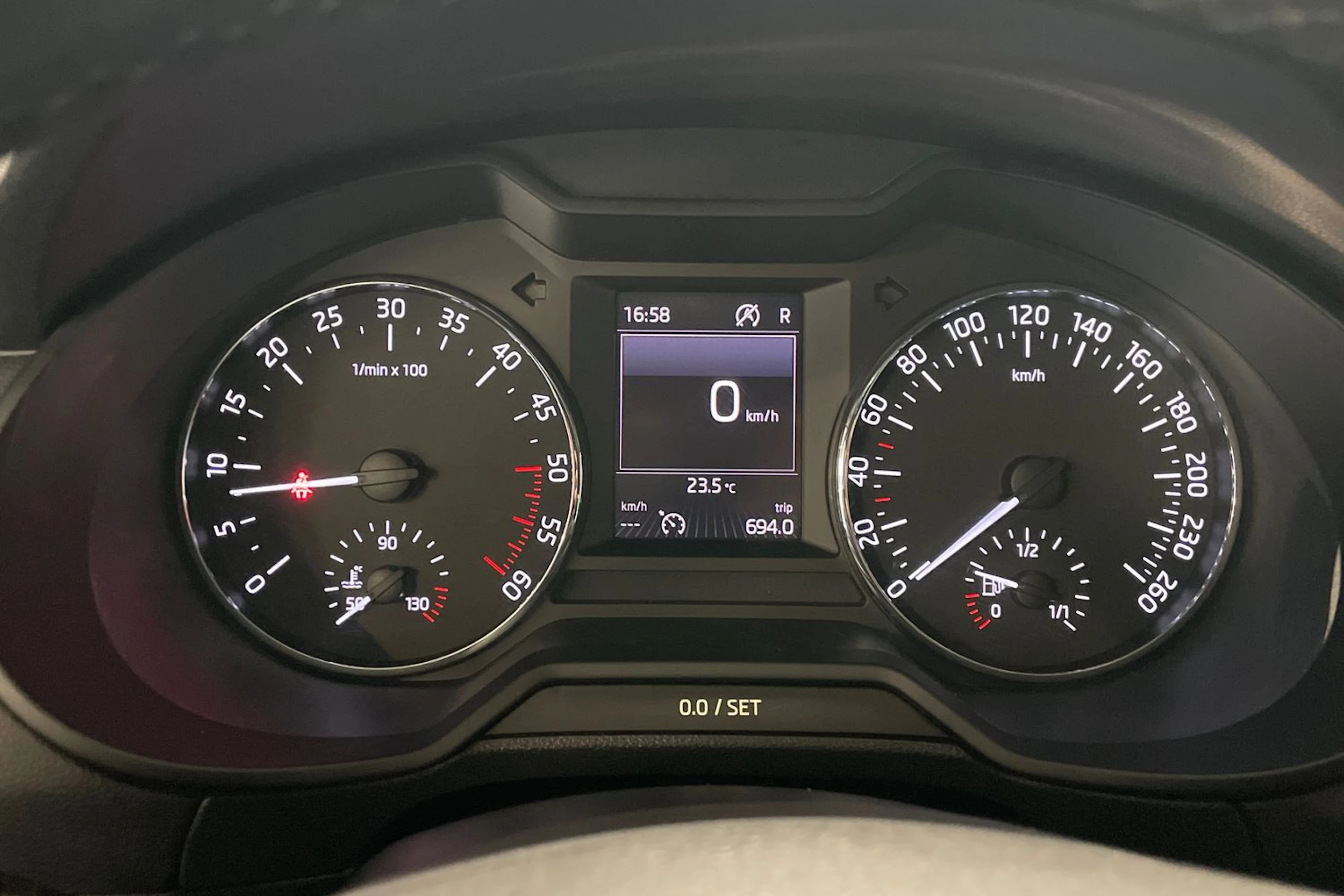 hopea Skoda Octavia 2017 kuva 13.