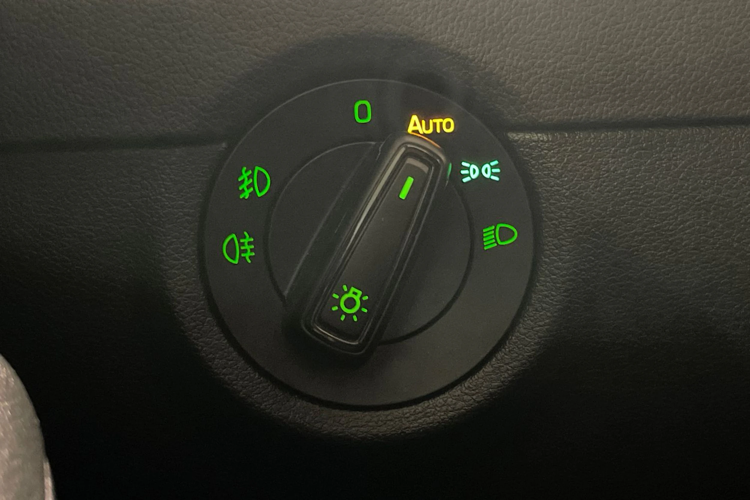 hopea Skoda Octavia 2017 kuva 18.
