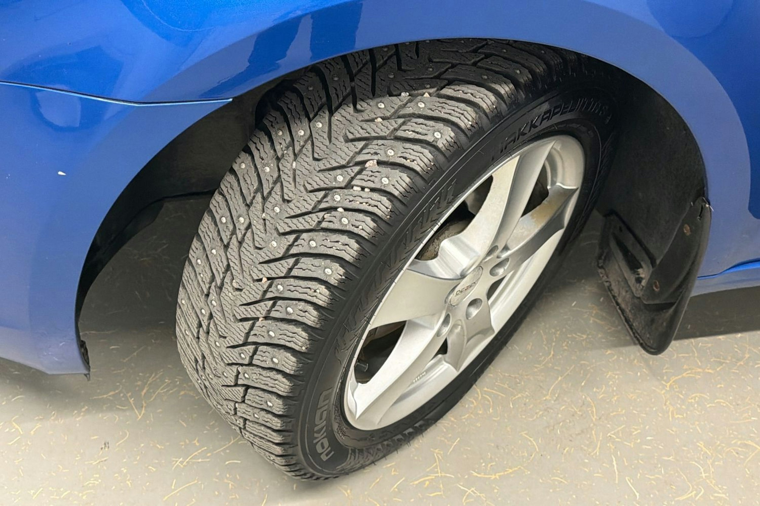 sininen Skoda Octavia 2017 kuva 13.