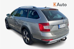 met. ruskea (beige) Skoda Octavia 2017 kuva 2.