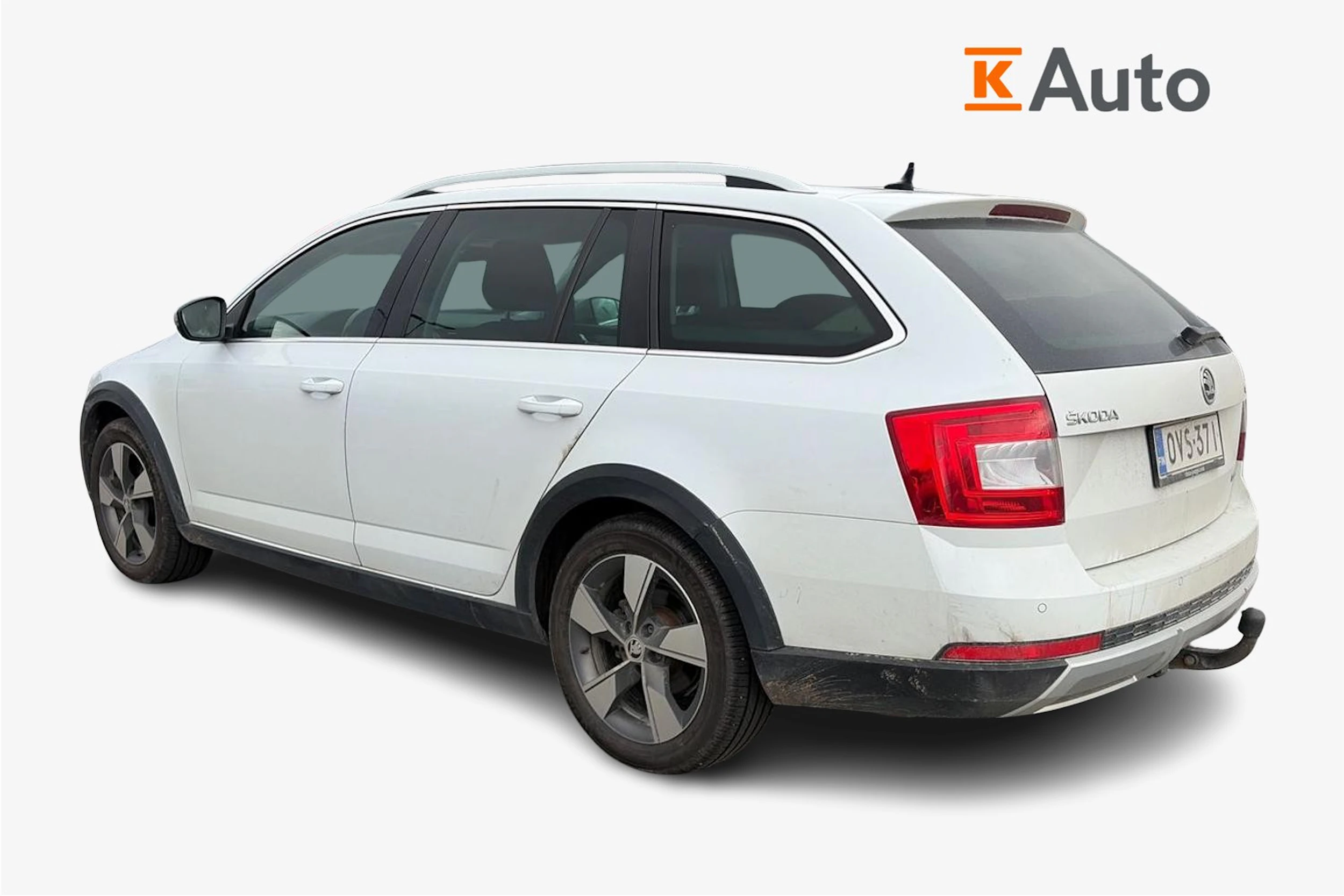 valkoinen Skoda Octavia 2017 kuva 2.