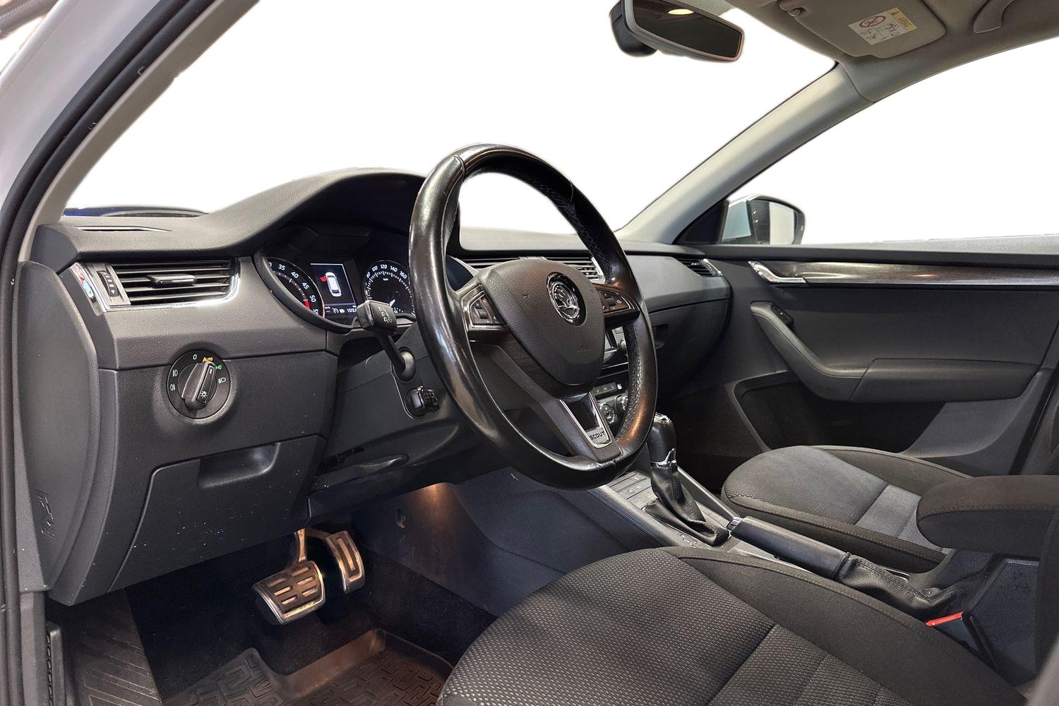 Skoda Octavia 2017, kuva 6/24