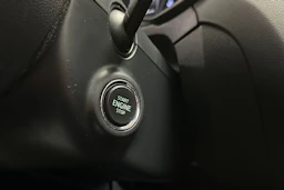 valkoinen Skoda Octavia 2017 kuva 18.